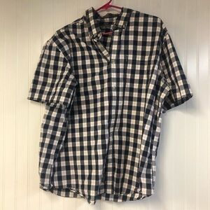 Eddie Bauer Men's Navy and White Checker Plaid Short Sleeve Button Down Shirt XL